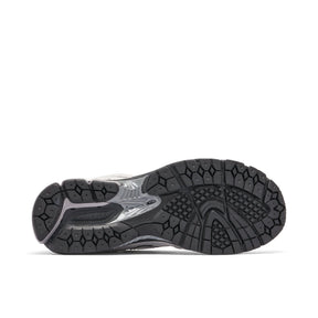 NB 2002R Grey/Black