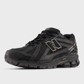 NB 1906R Triple Black